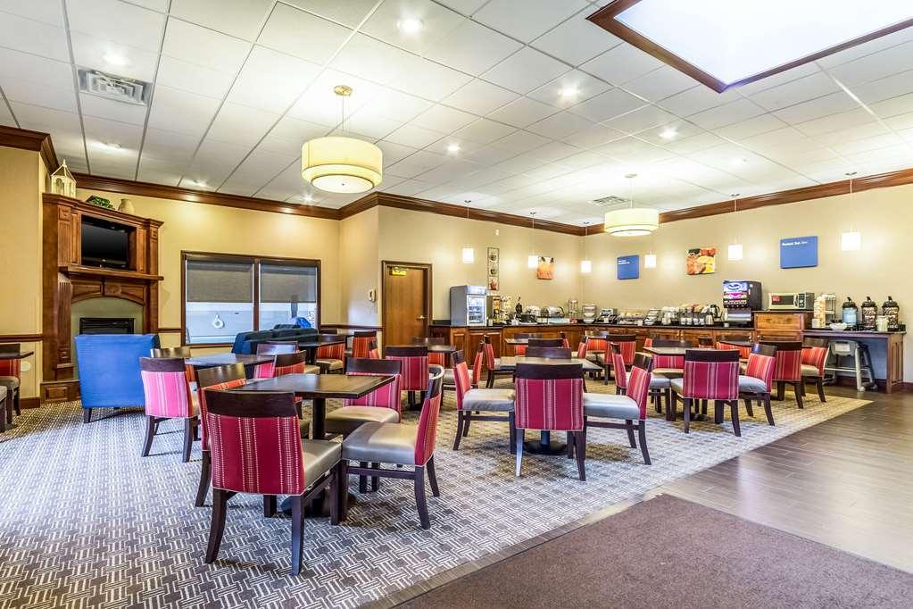 Quality Inn Dover Ресторан фото